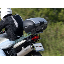 KUFER Z PŁYTĄ MONTAŻOWĄ SHAD SH45 CZARNY 45L 56X32X41