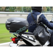 KUFER Z PŁYTĄ MONTAŻOWĄ SHAD SH39 CARBON 39L 51X32X43