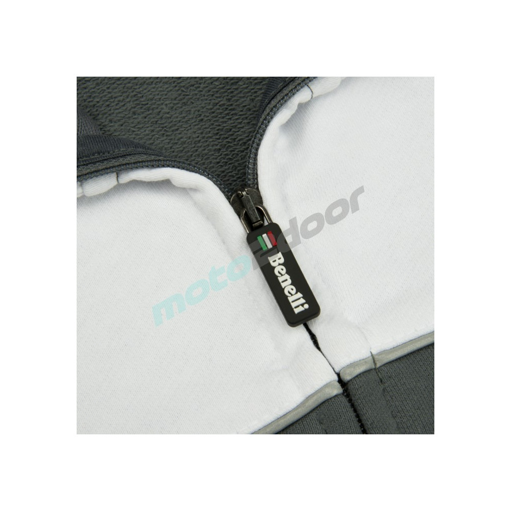 A000097428000